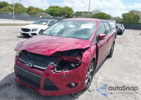 2013 Ford Focus Se z USA, uszkodzony, nr VIN 1FADP3K28DL210045